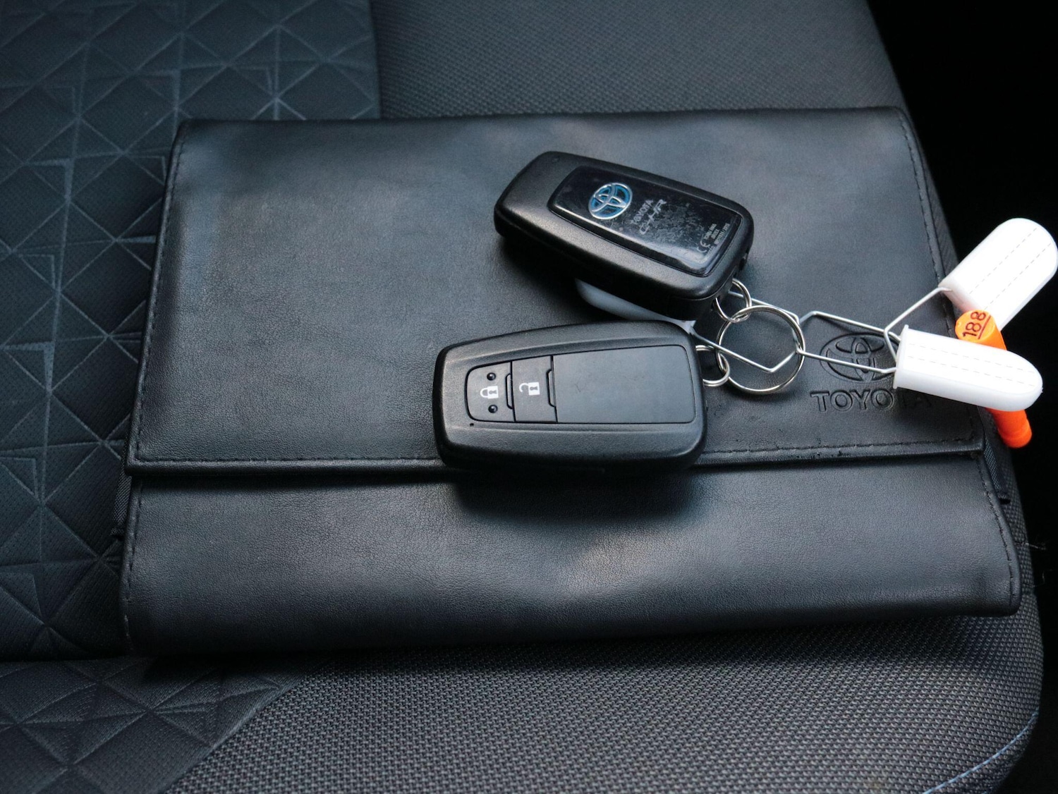 Used Toyota C-HR for sale - 77290980: Photo 30