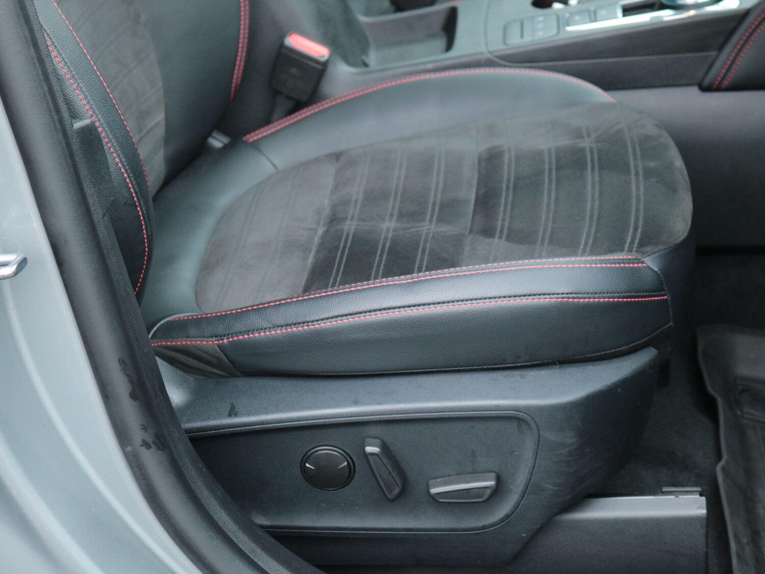 Used Ford Kuga for sale - 77497293: Photo 32