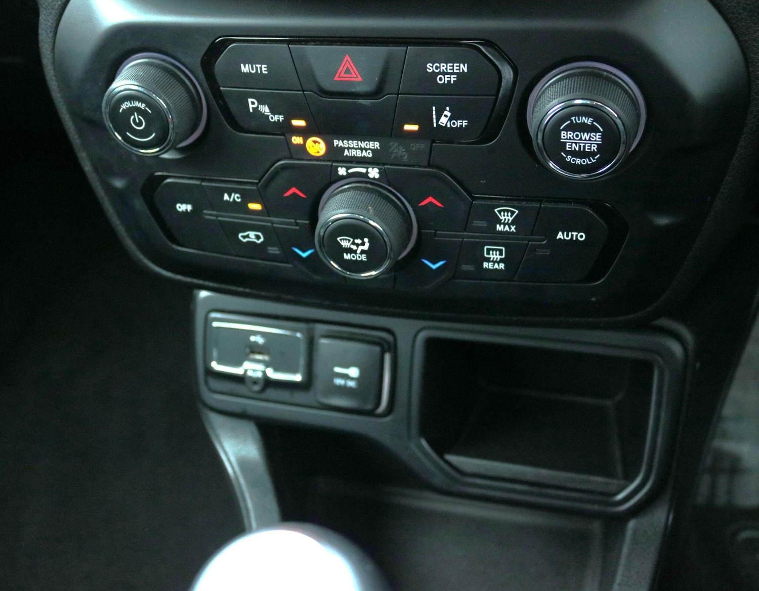 Used Jeep Renegade 2019 for sale - 77637889: Photo 21