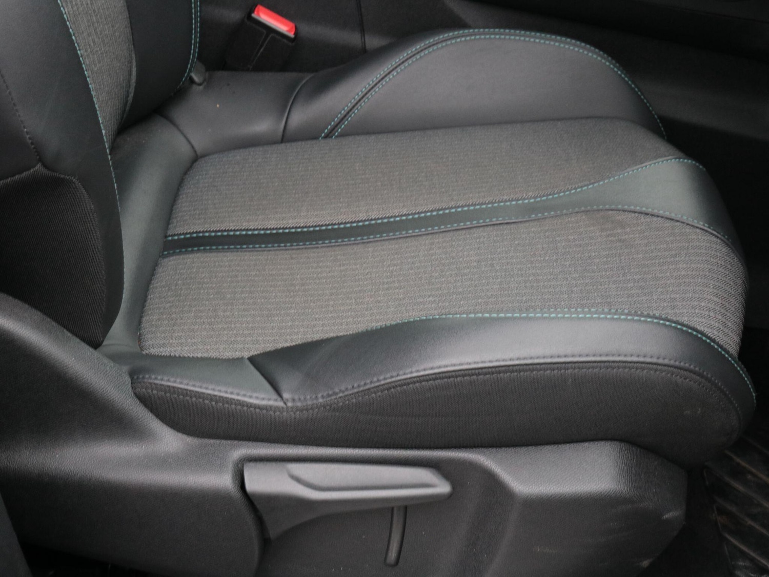 Used Peugeot 3008 2023 for sale - 76572165: Photo 30