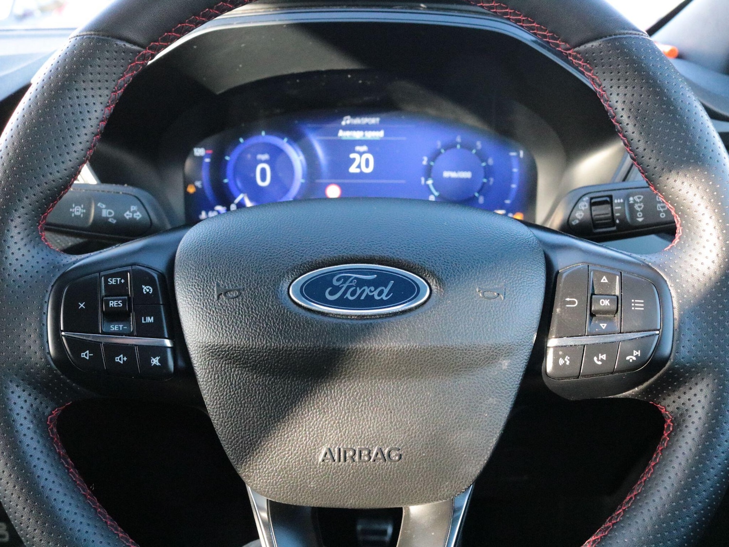 Used Ford Kuga 2023 for sale - 76633679: Photo 18