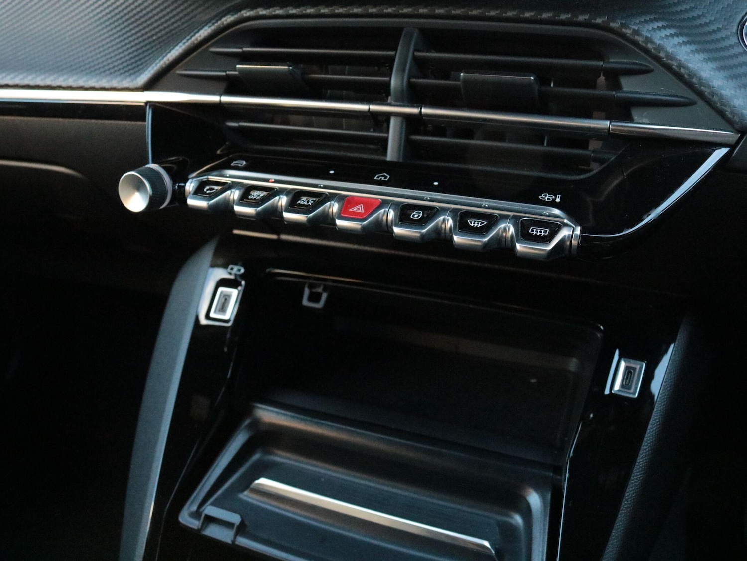 Used Peugeot 2008 2023 for sale - 77163643: Photo 20