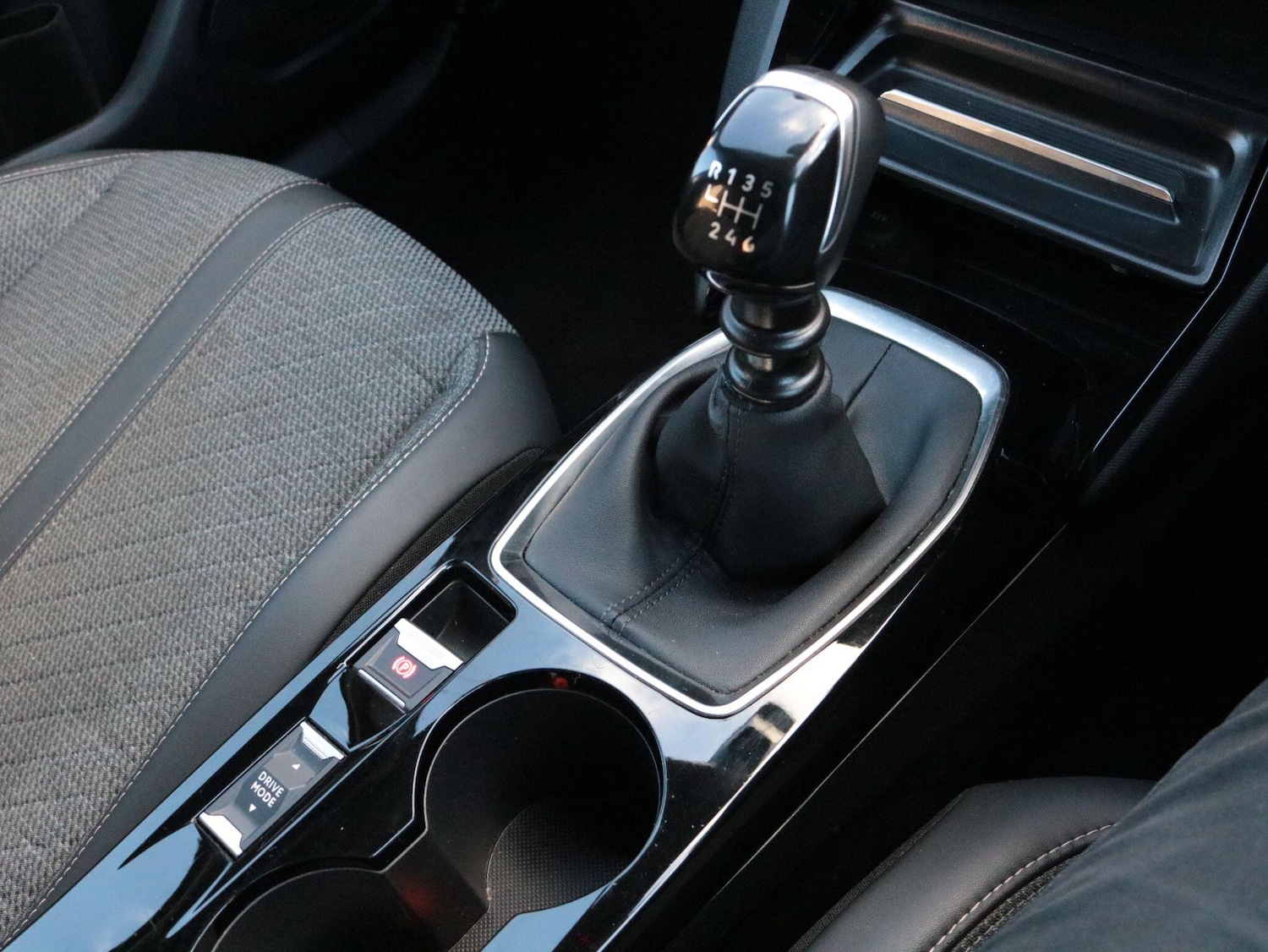 Used Peugeot 2008 2023 for sale - 77163643: Photo 21