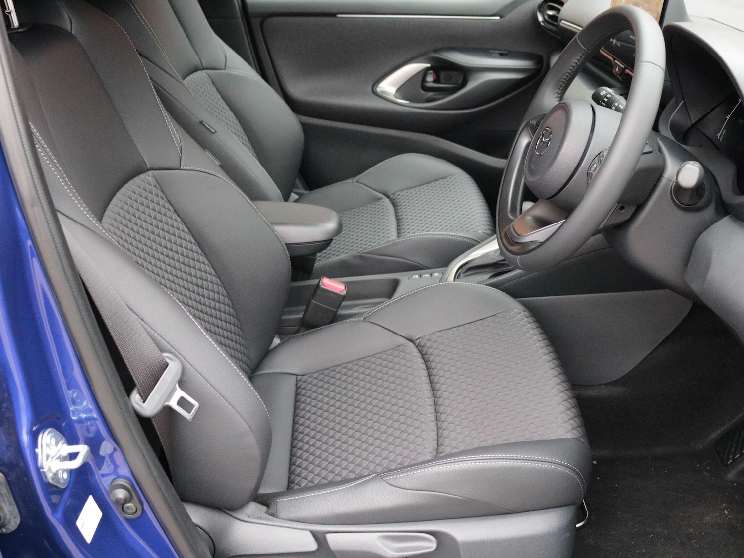 Used Mazda Mazda2 HYBRID 2025 for sale - 77484551: Photo 13