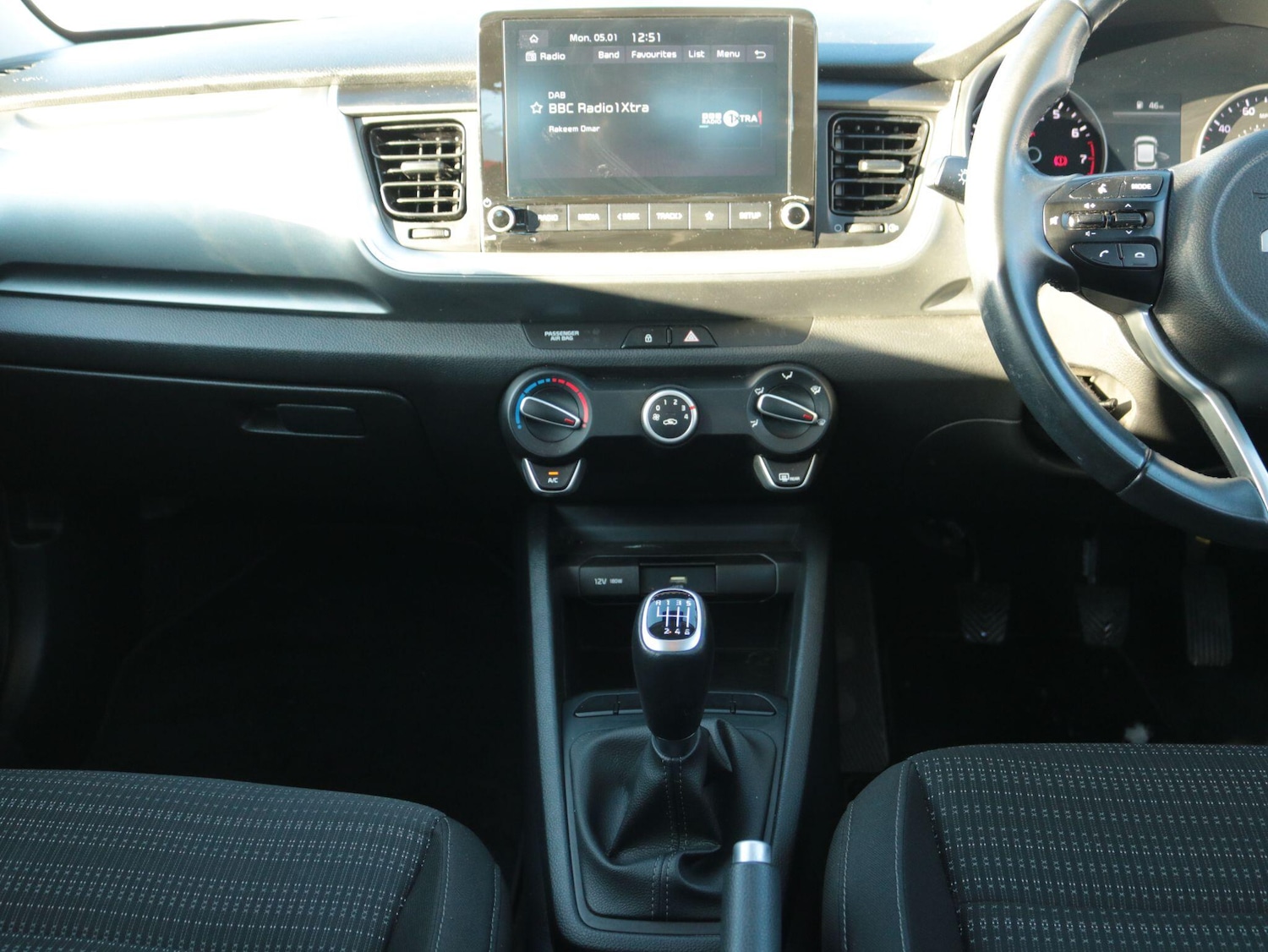 Used Kia Stonic 2023 for sale - 77190699: Photo 21