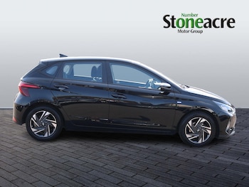 Used Hyundai i20 2023 for sale - 79225200: Photo