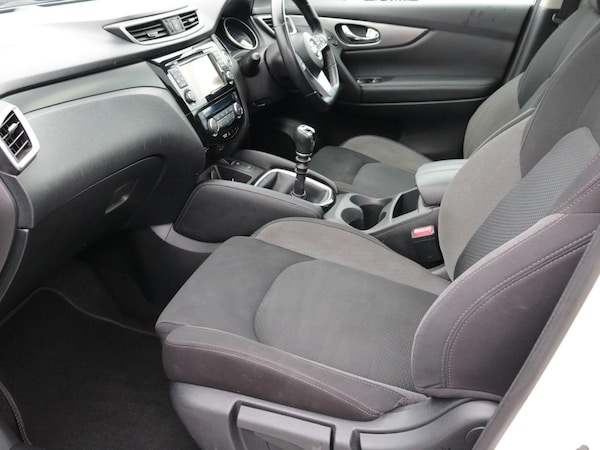 Used Nissan Qashqai 2018 for sale - 76179611: Photo 15
