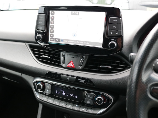 Used Hyundai i30 2018 for sale - 76239366: Photo 18