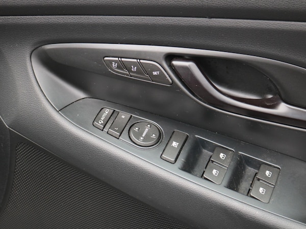 Used Hyundai i30 2018 for sale - 76239366: Photo 27