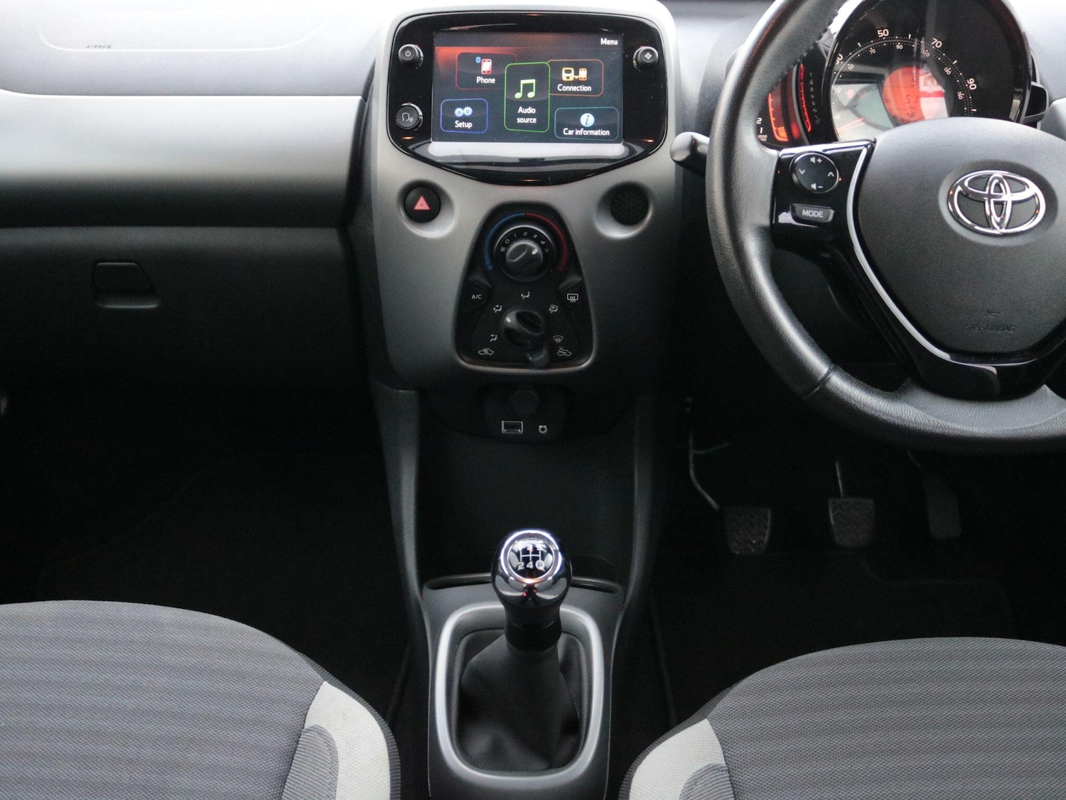 Used Toyota AYGO 2019 for sale - 77229603: Photo 23