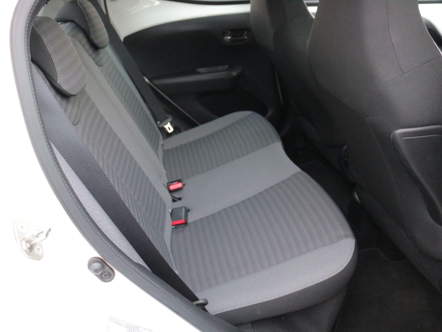 Used Toyota AYGO 2019 for sale - 77229603: Photo 24