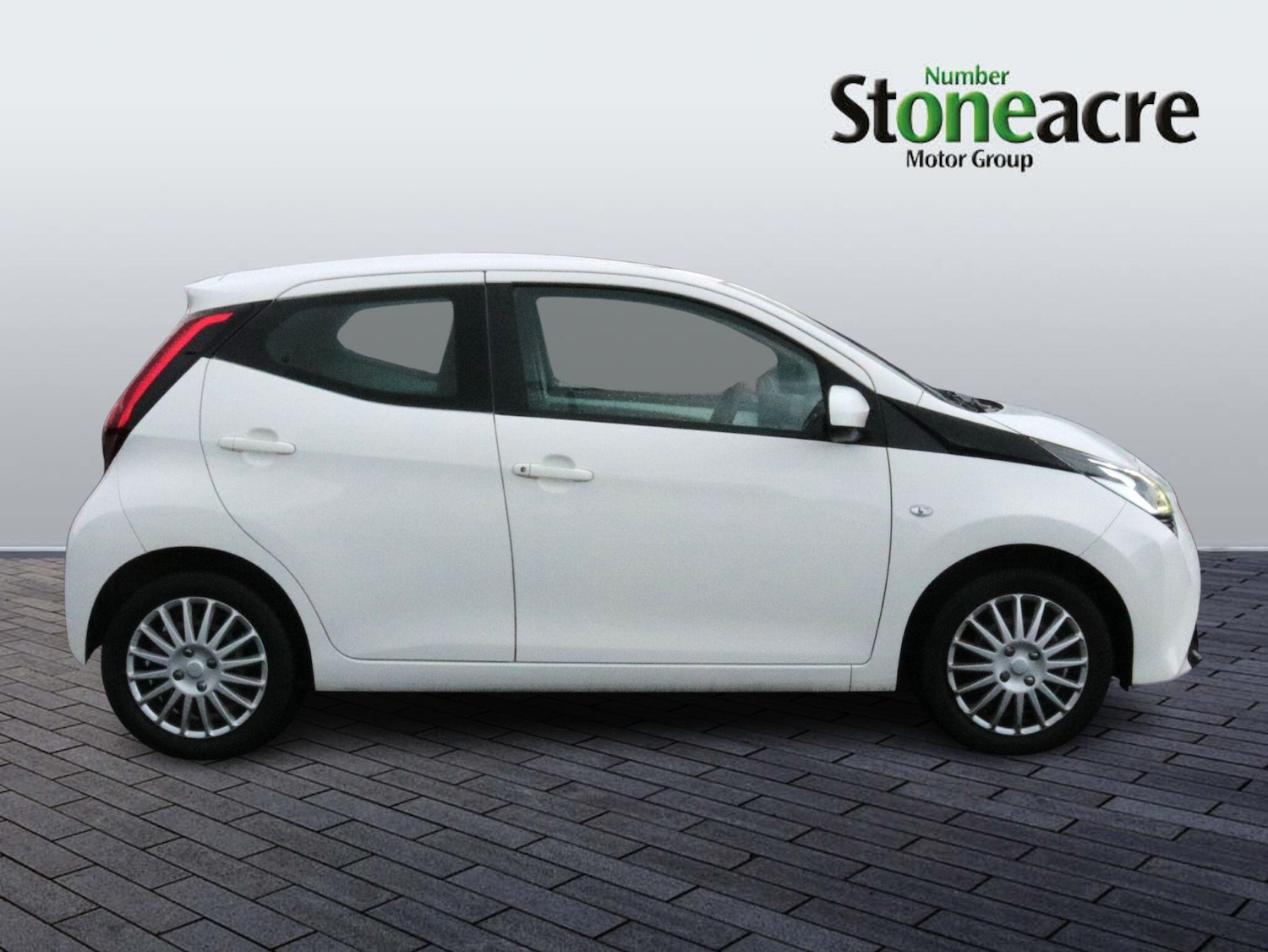 Used Toyota AYGO 2019 for sale - 77229603: Photo 4