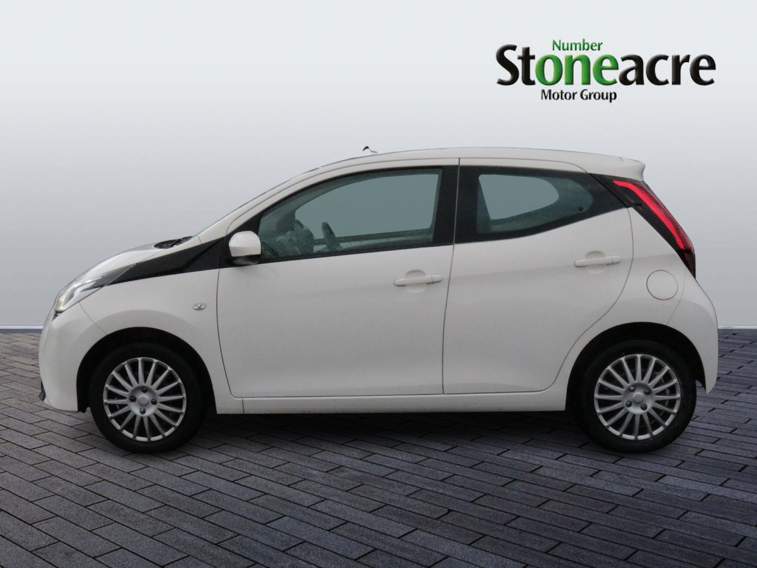 Used Toyota AYGO 2019 for sale - 77229603: Photo 8
