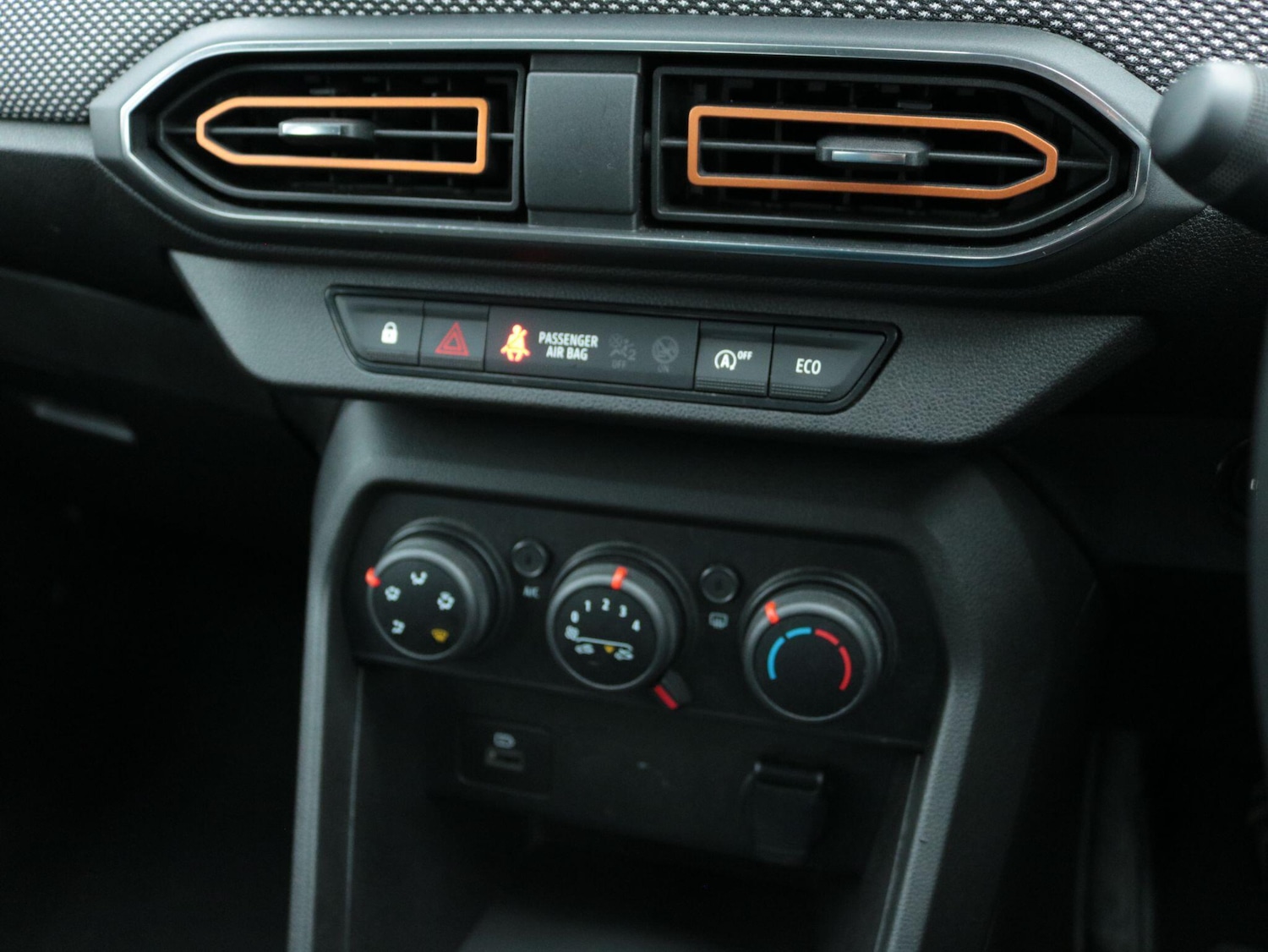 Used Dacia Sandero Stepway 2022 for sale - 77646725: Photo 24