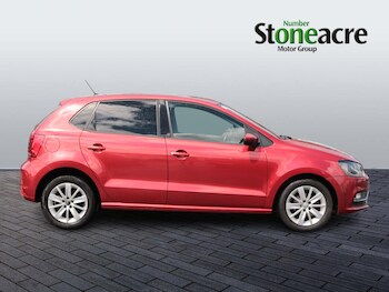 Used Volkswagen Polo 2015 for sale - 78705490: Photo