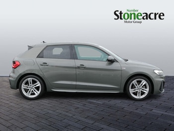 Used Audi A1 2019 for sale - 76607997: Photo
