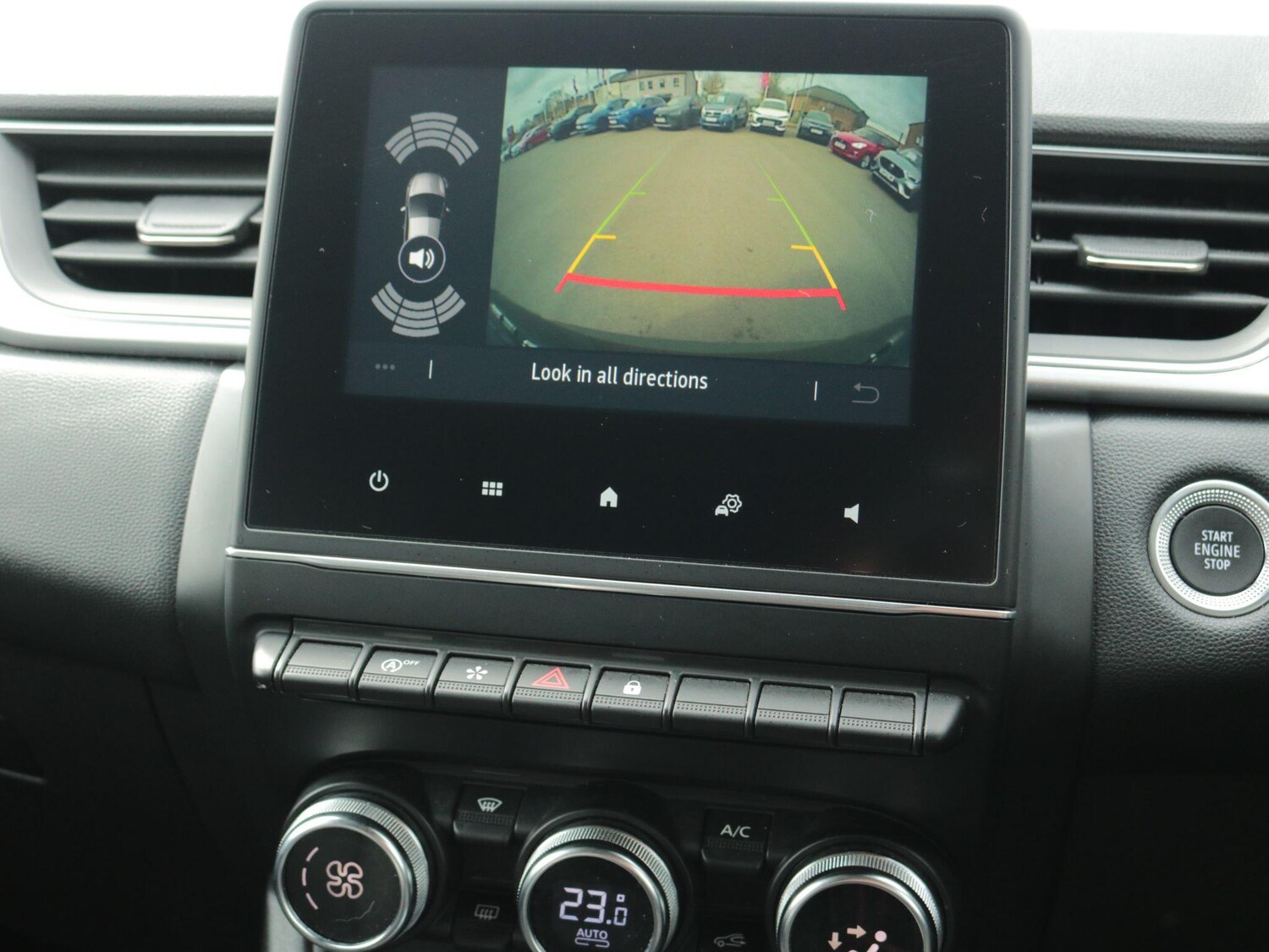 Used Renault Captur for sale - 78215007: Photo 23