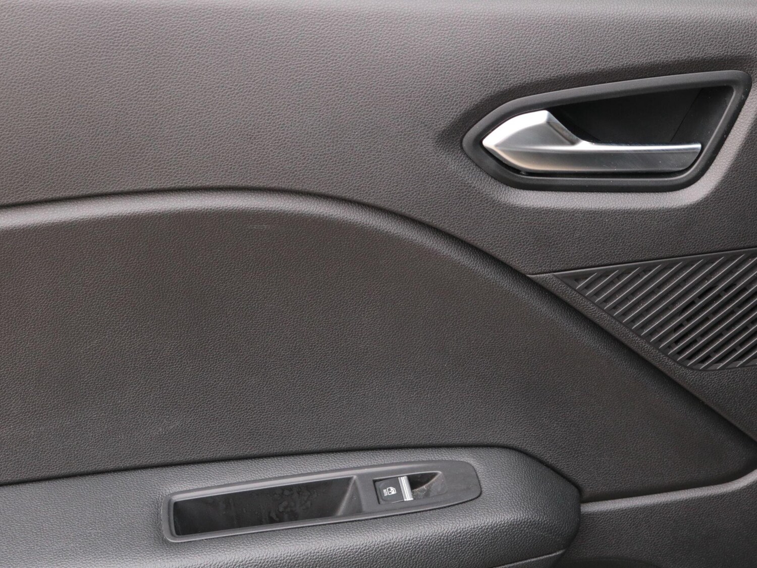 Used Renault Captur for sale - 78215007: Photo 28