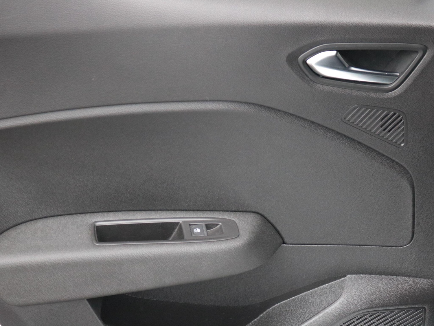 Used Renault Clio for sale - 76728867: Photo 27