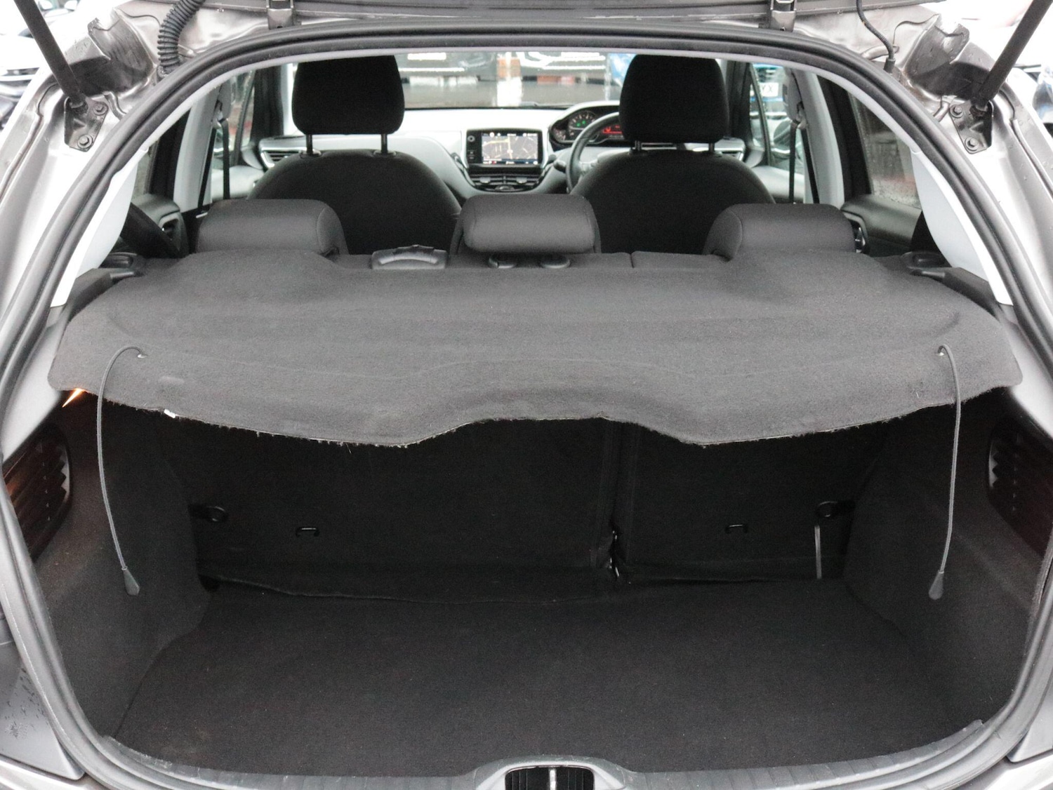 Used Peugeot 208 2019 for sale - 76786676: Photo 12