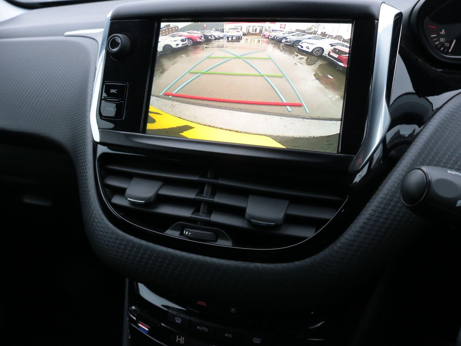 Used Peugeot 208 2019 for sale - 76786676: Photo 18