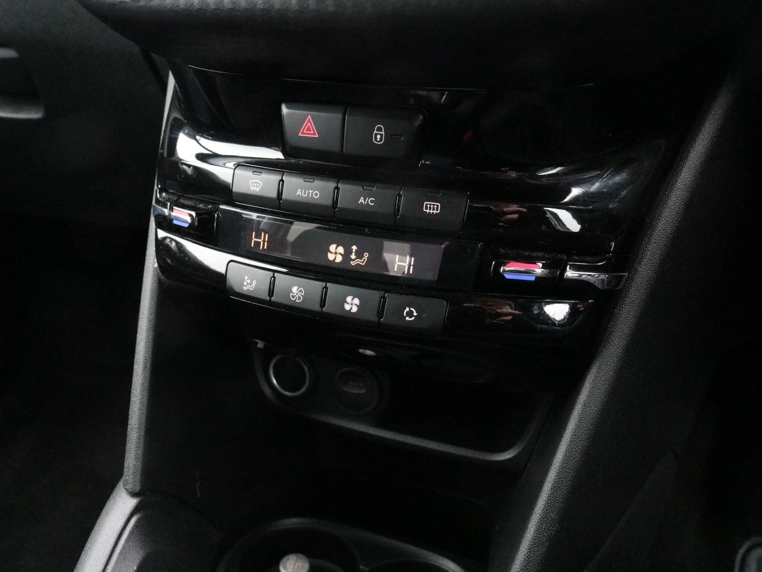 Used Peugeot 208 2019 for sale - 76786676: Photo 20