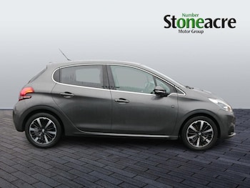 Used Peugeot 208 2019 for sale - 76786676: Photo