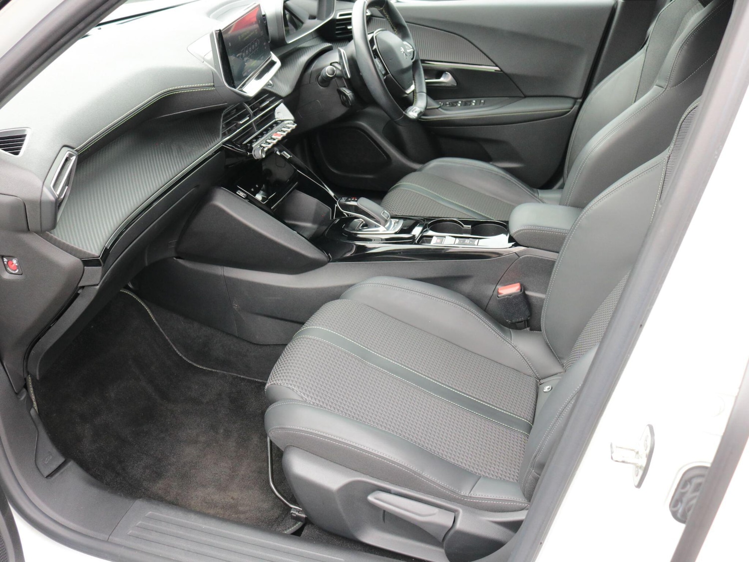 Used Peugeot 2008 2020 for sale - 77993972: Photo 15