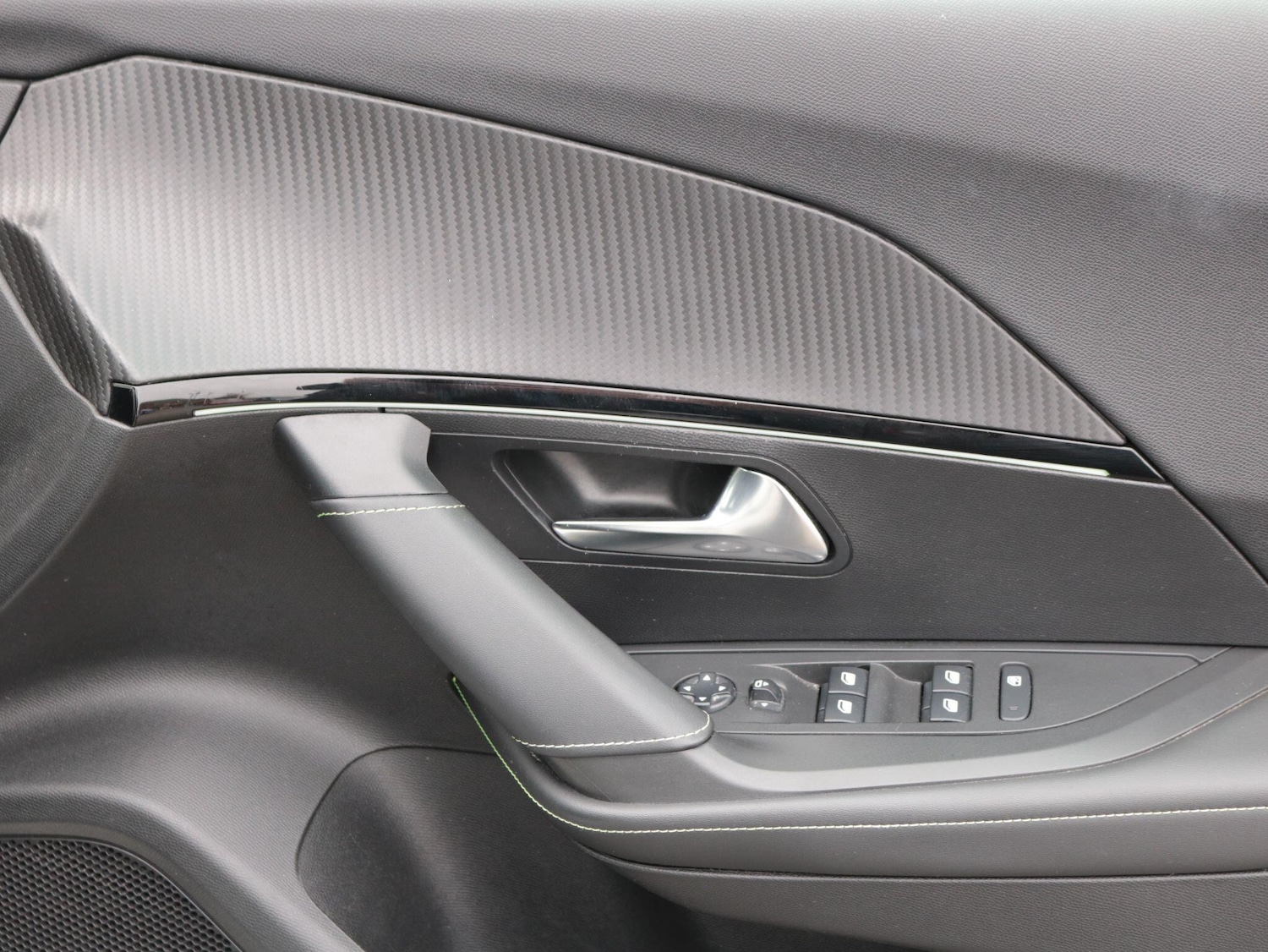 Used Peugeot 2008 2020 for sale - 77993972: Photo 30