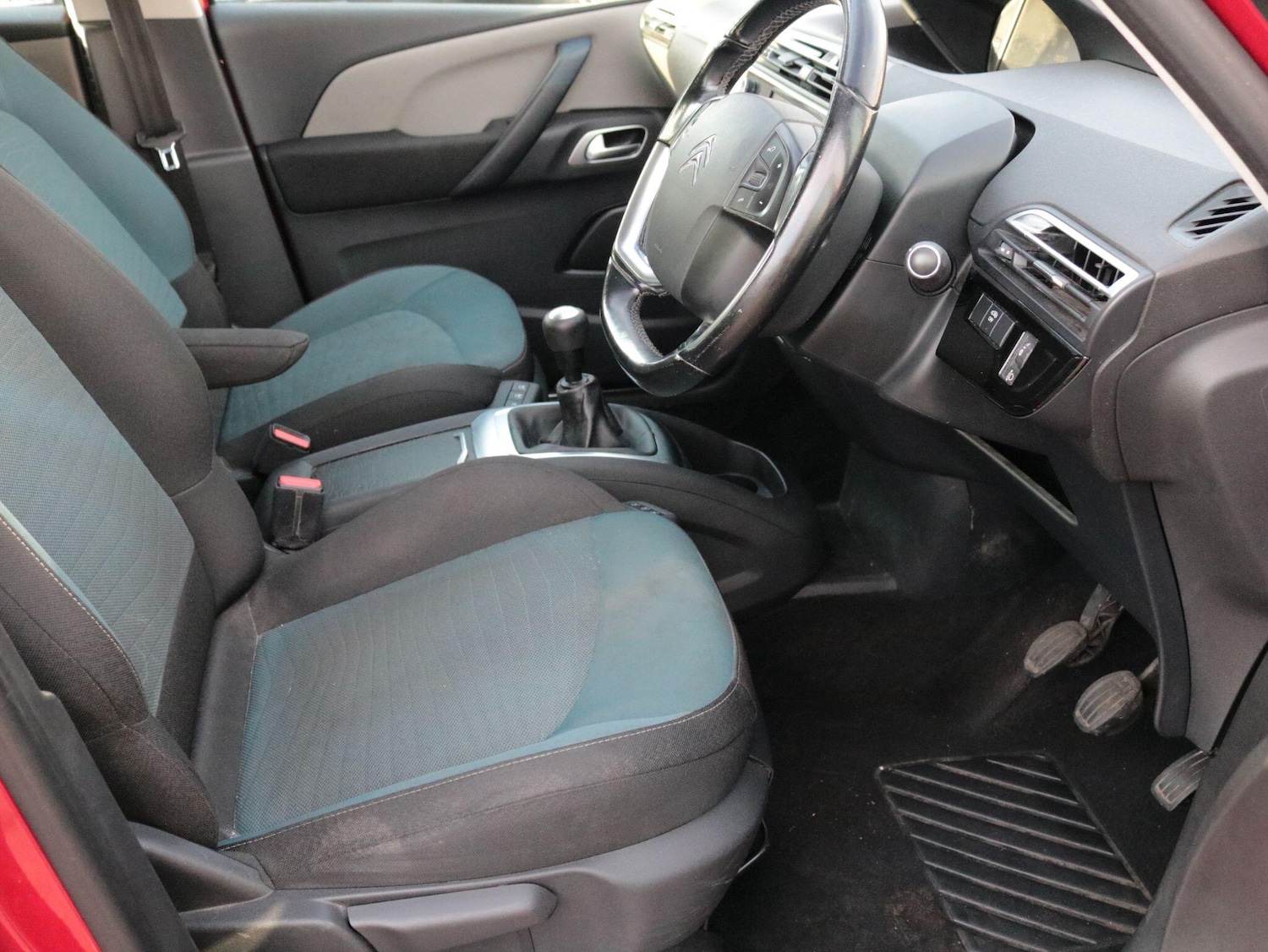 Used Citroen C4 Grand Picasso 2016 for sale - 76152057: Photo 13
