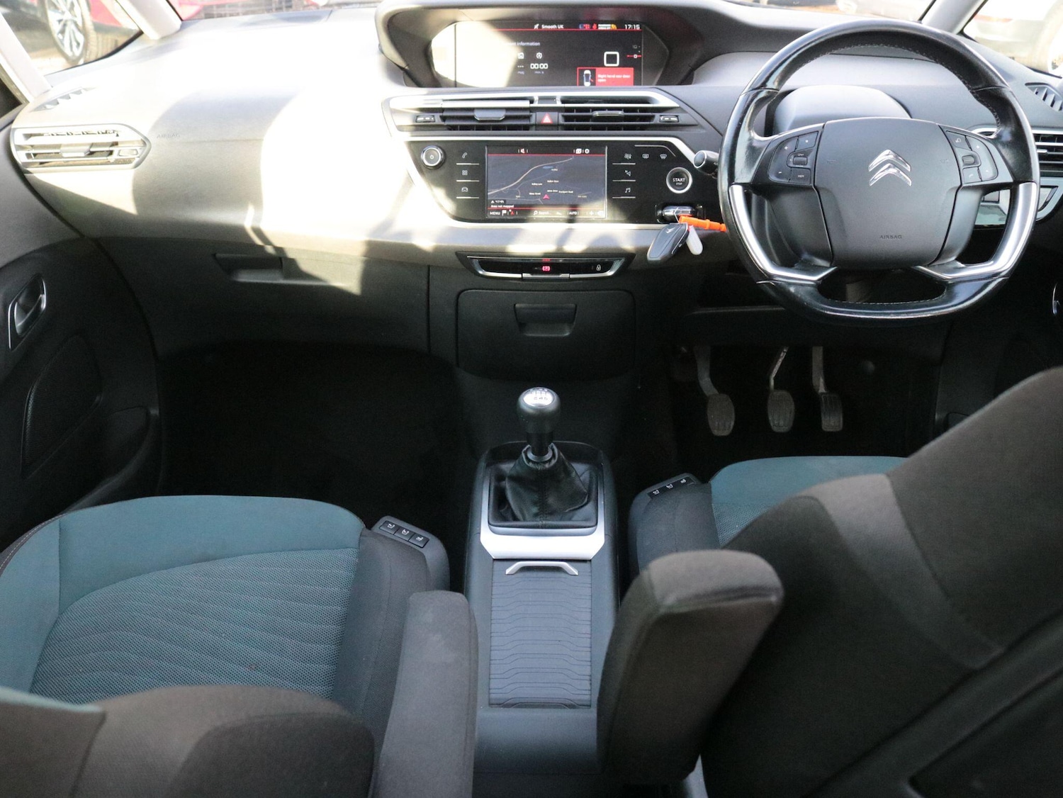 Used Citroen C4 Grand Picasso 2016 for sale - 76152057: Photo 14