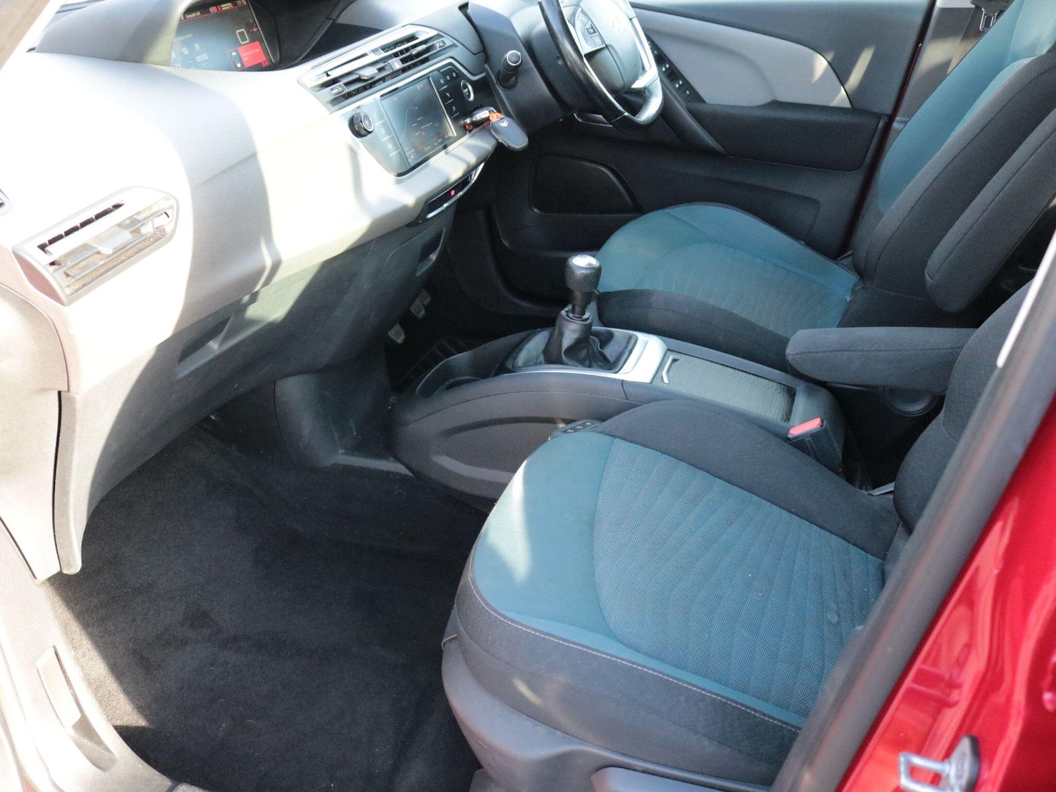 Used Citroen C4 Grand Picasso 2016 for sale - 76152057: Photo 15