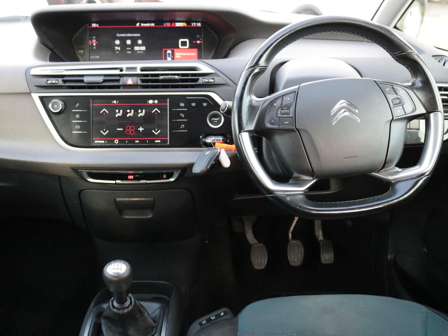 Used Citroen C4 Grand Picasso 2016 for sale - 76152057: Photo 19