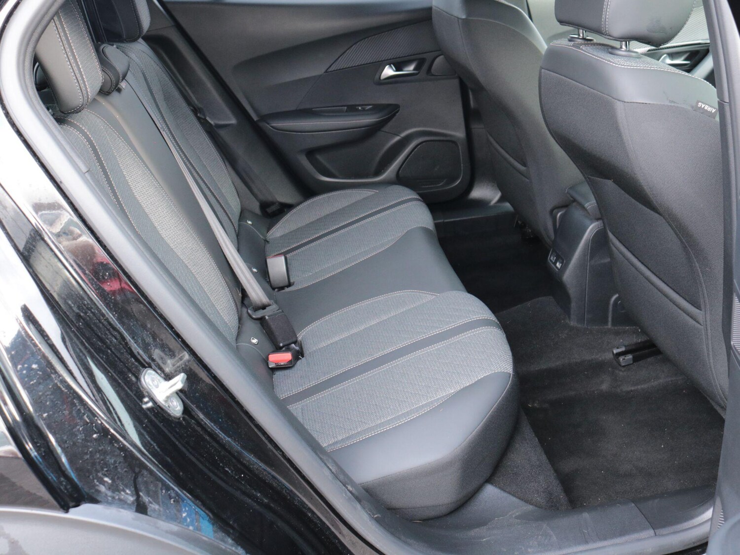 Used Peugeot 2008 2024 for sale - 77723401: Photo 25