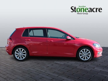 Used Volkswagen Golf 2019 for sale - 76238583: Photo