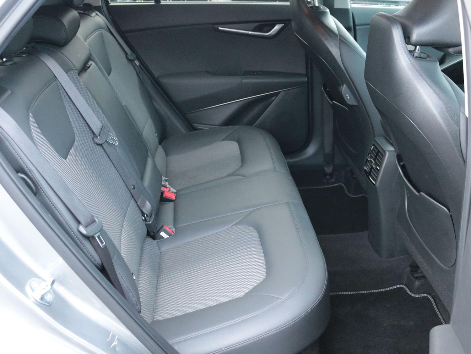 Used Kia Niro for sale - 77267131: Photo 28