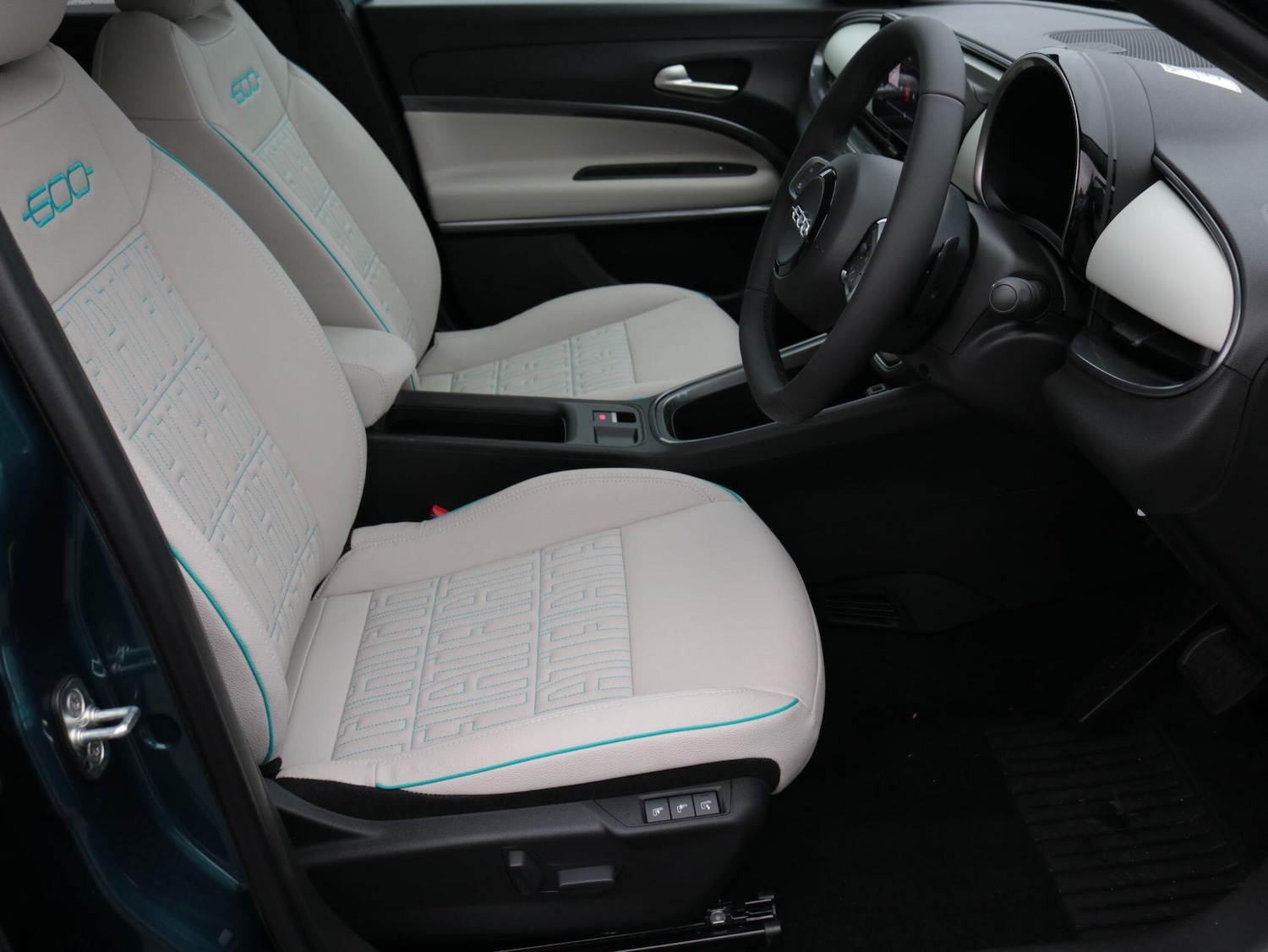 Used Fiat 600 2025 for sale - 76381123: Photo 14