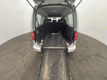 Used Volkswagen Caddy Maxi Life 2019 for sale - 76887231: Photo