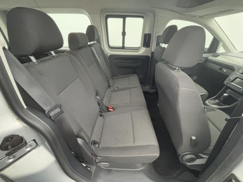 Used Volkswagen Caddy Maxi Life 2019 for sale - 76887231: Photo 4