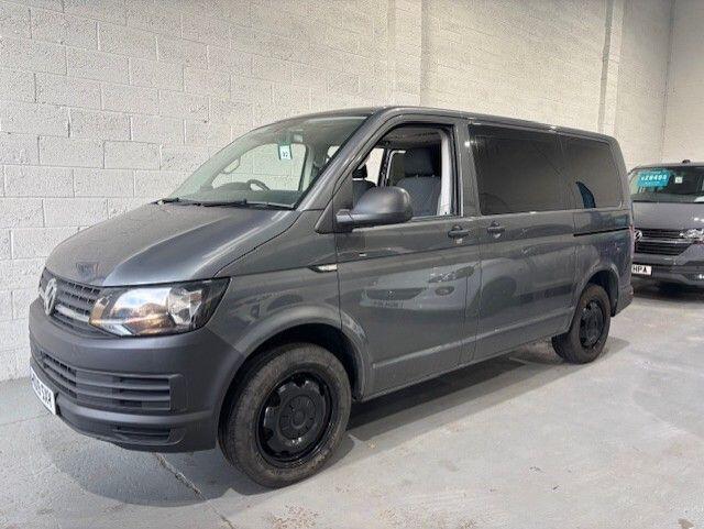 Used Volkswagen Transporter Shuttle 2019 for sale - 76700653: Photo 1