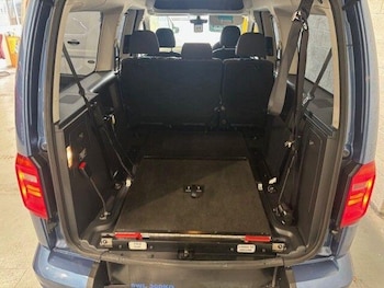 Used Volkswagen Caddy Maxi Life 2018 for sale - 75977652: Photo