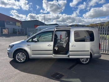 Used Volkswagen Caddy Maxi Life 2018 for sale - 76071808: Photo