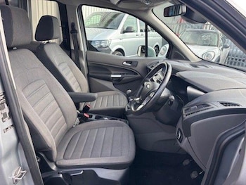 Used Ford Grand Tourneo Connect 2021 for sale - 75578195: Photo