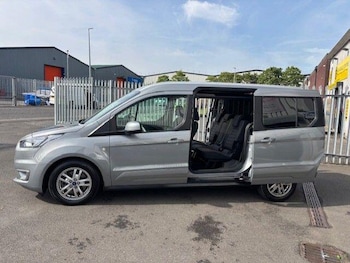 Used Ford Grand Tourneo Connect 2021 for sale - 75578195: Photo