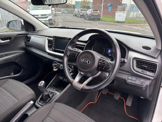 Used Kia Stonic 2019 for sale - 76994224: Photo 2