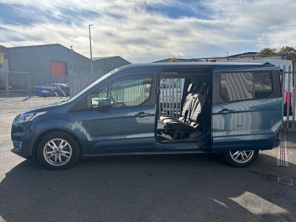 Used Ford Grand Tourneo Connect 2021 for sale - 76122049: Photo 3