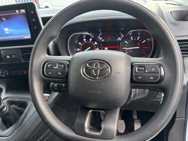 Used Toyota ProAce 2022 for sale - 76886648: Photo 19