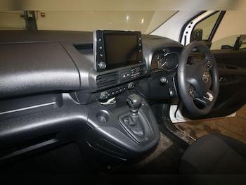 Used Toyota ProAce 2022 for sale - 76886648: Photo