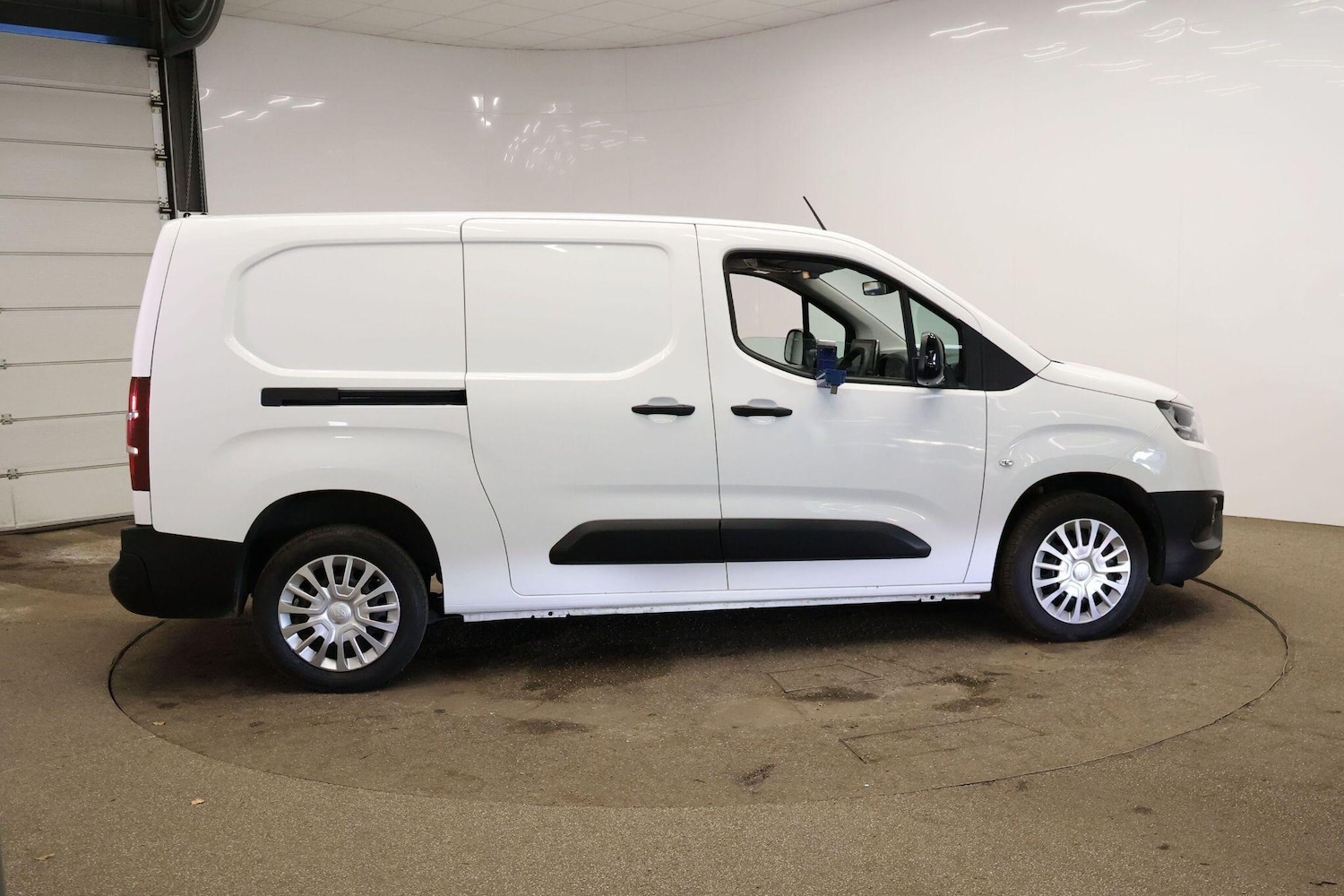 Used Toyota ProAce 2022 for sale - 76886648: Photo 7