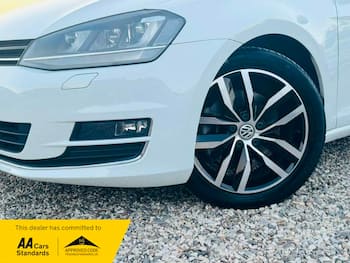 Used Volkswagen Golf 2013 for sale - 79844996: Photo